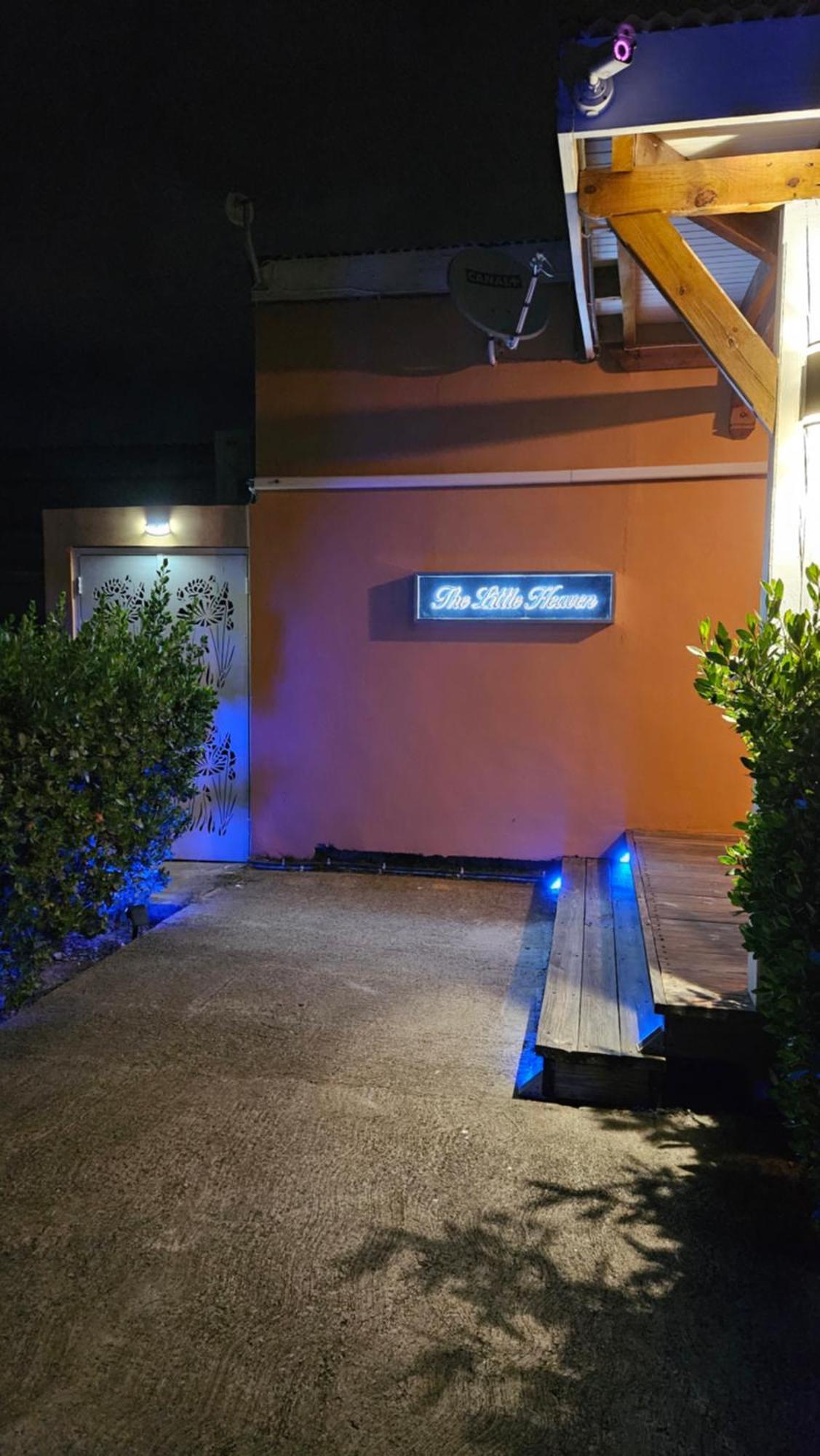 Ferienwohnung The Little Heaven Baie Nettle Exterior foto